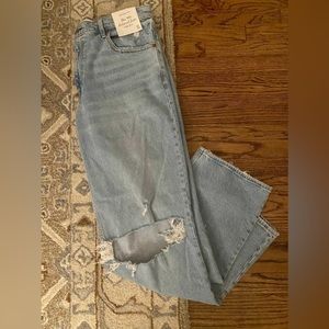 Abercrombie 90’s High Rise relaxed jeans